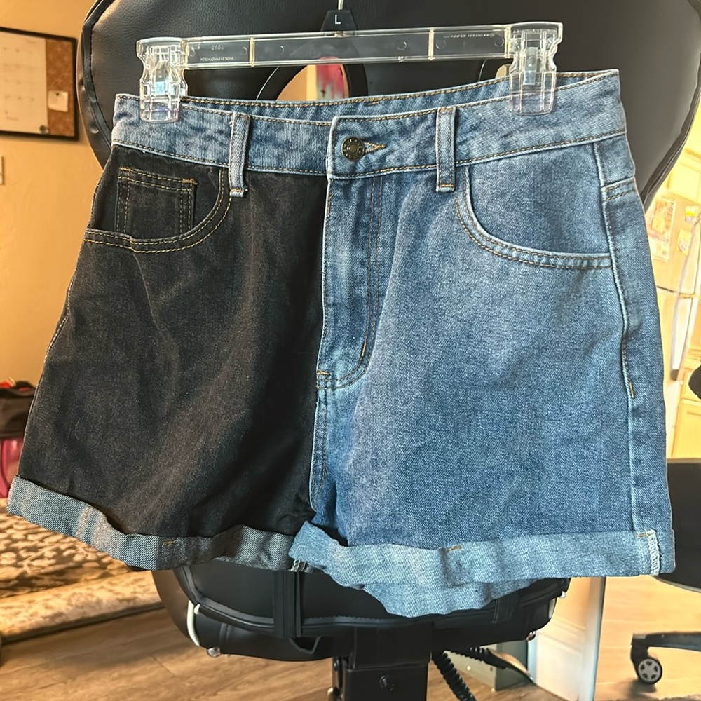 Multi color shorts